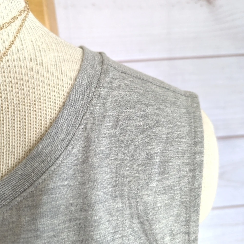 Fabletics She Can Do Anything Micah Muscle Tank in Gray Size Large NWT - Picture 3 of 9